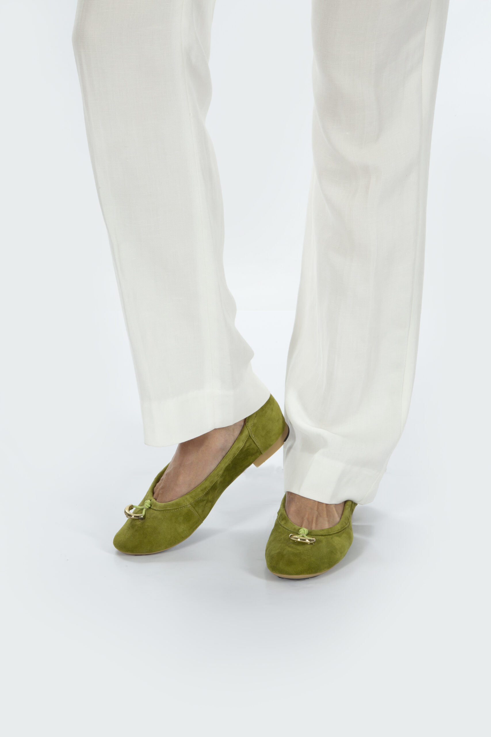 Olive Suede Ballerina's - Image 5